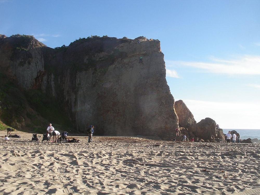 卡拉明哥游客牧场和海滩俱乐部度假村 马里布 外观 照片
